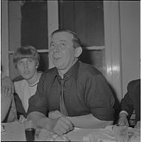 Momento conviviale a tavola