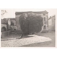 Carro di Battista Dalle Carbonare presso Piazzetta della Crosara